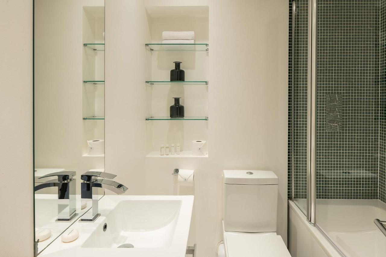 Fitzrovia - Charlotte Street By Viridian Apartments London Eksteriør billede